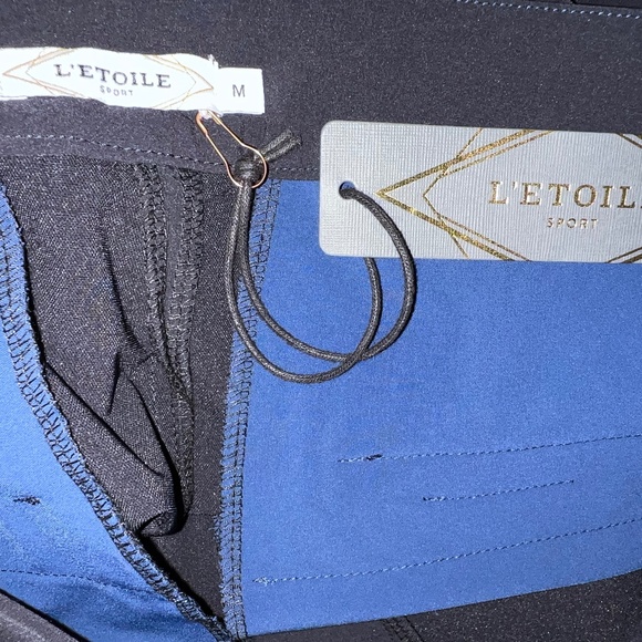 L'ETOILE Pants Size Medium NWT Navy - Picture 3 of 5